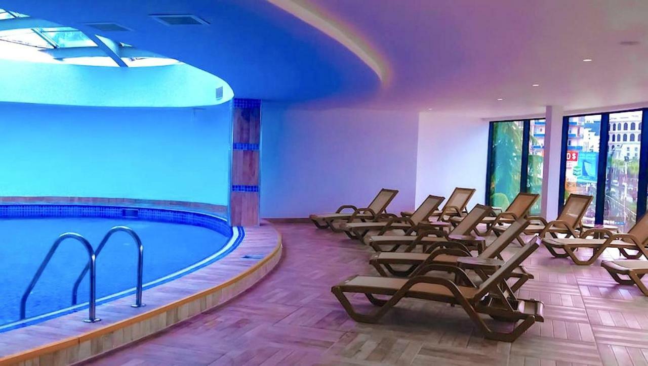 Orbi City Batumi Eksteriør bilde